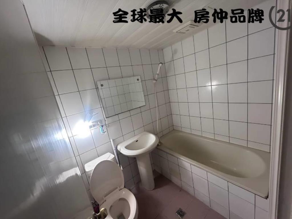 ㊝三民高中三房車位