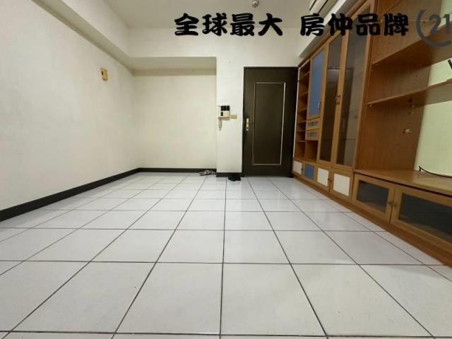 ㊝藝文特區三房車