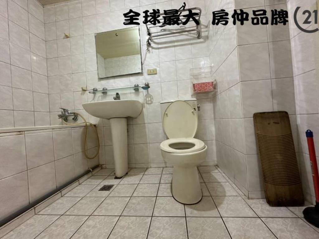 ㊝藝文特區三房車