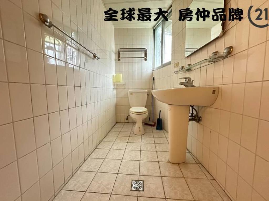 ㊝藝文特區三房車