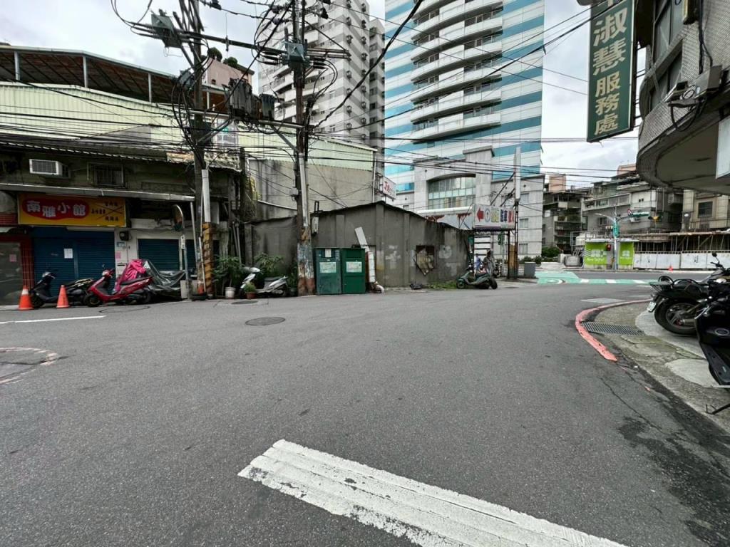 ㊝中正邊間美寓 