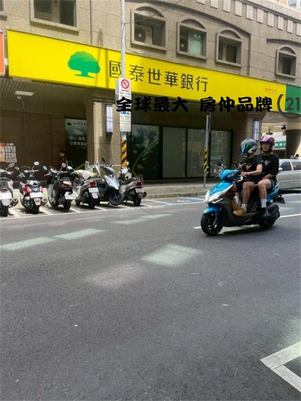 ㊝西門捷運美屋