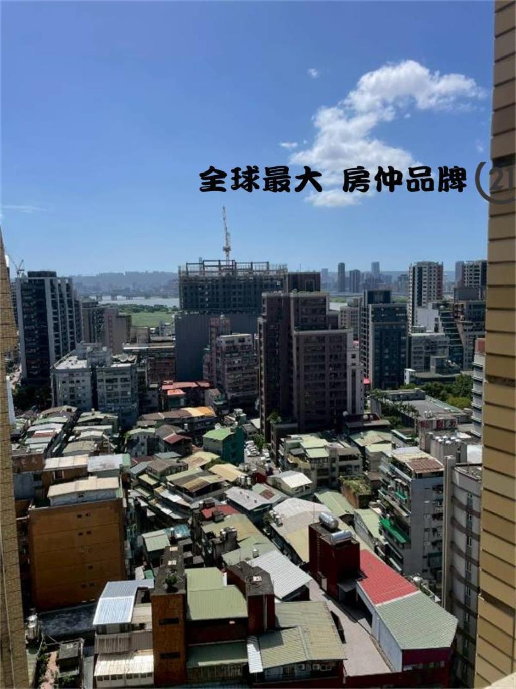 ㊝西門捷運美屋