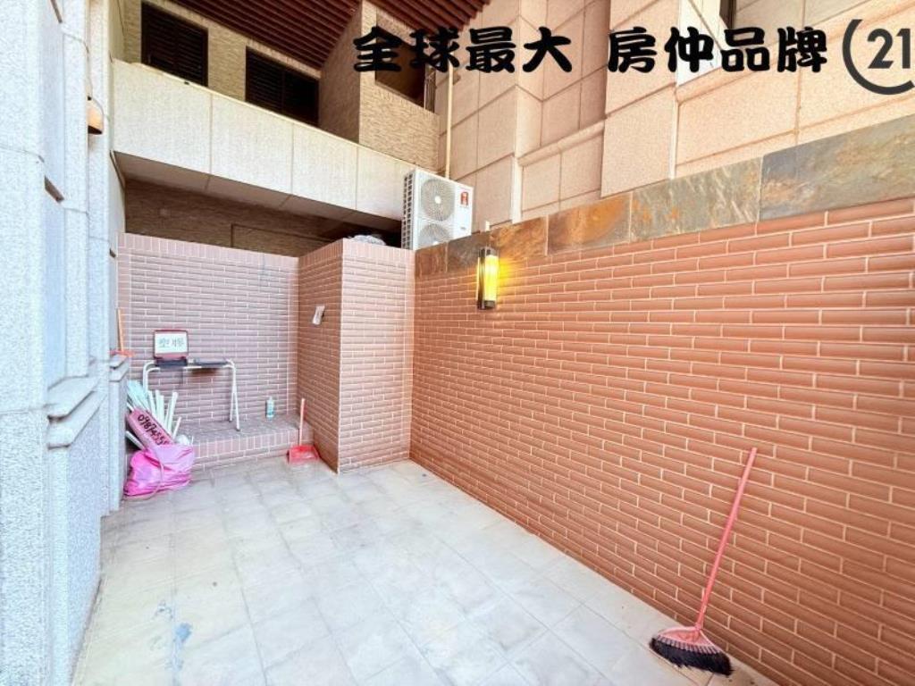 ㊝麗池桂冠黃金店面