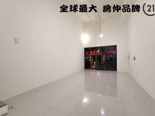 ㊝樂華商圈挑高金店
