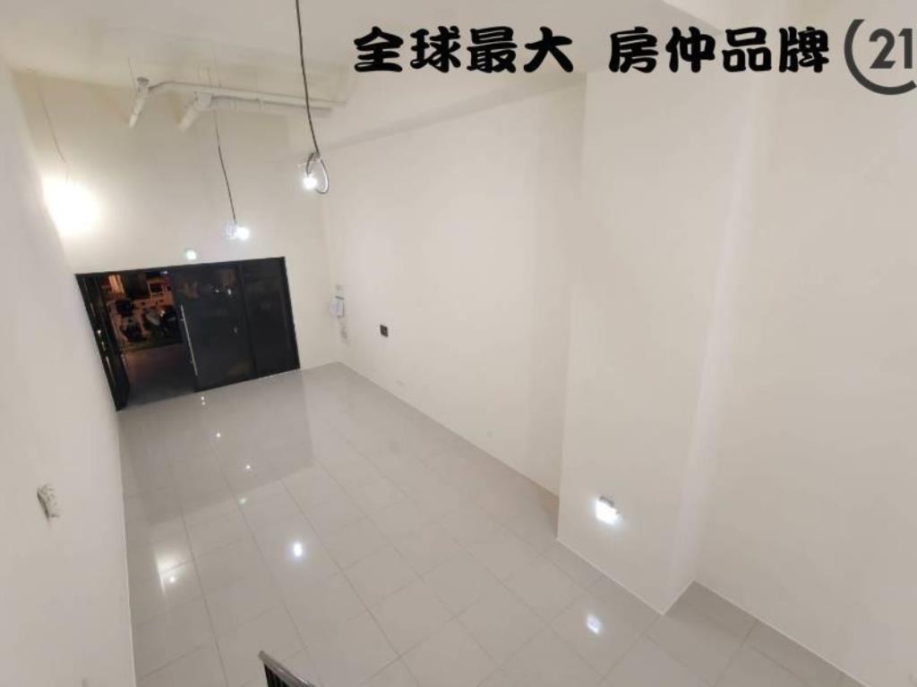 ㊝樂華商圈挑高金店