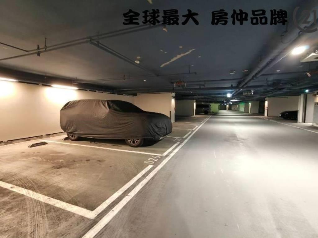 ㊝樂華商圈挑高金店
