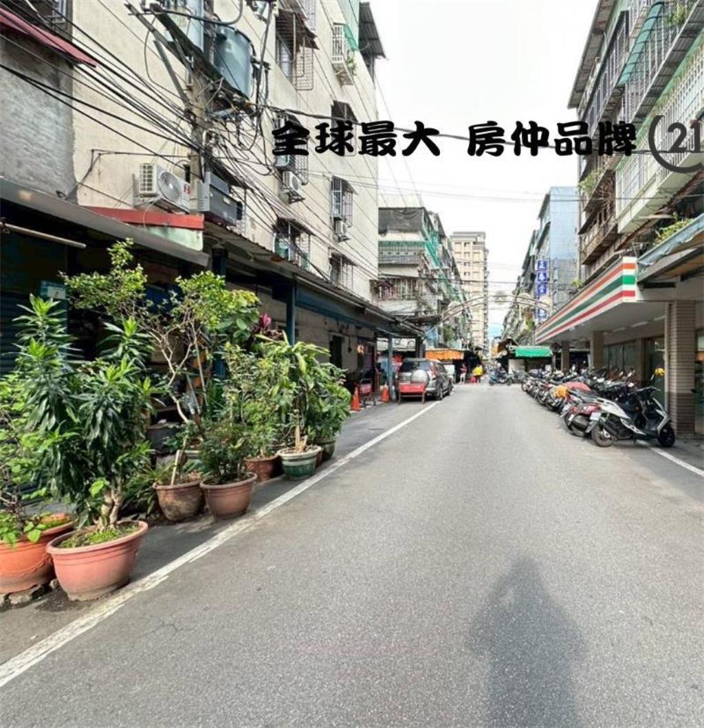 ㊝僑一前後陽台三樓