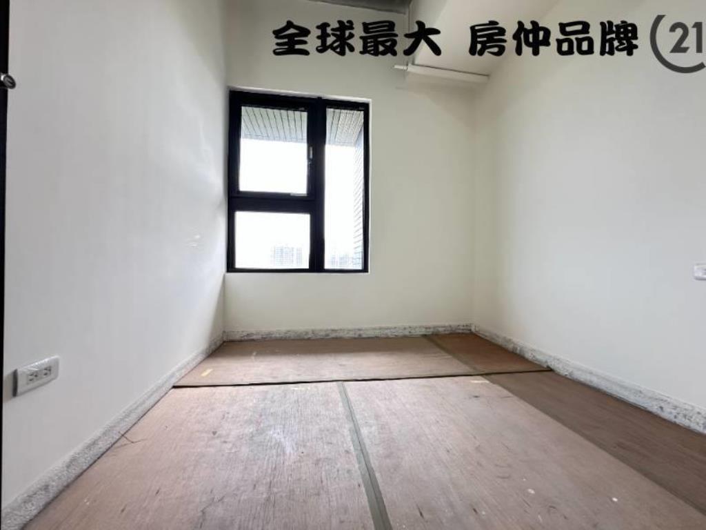 ㊝信義嘉品河景三房車