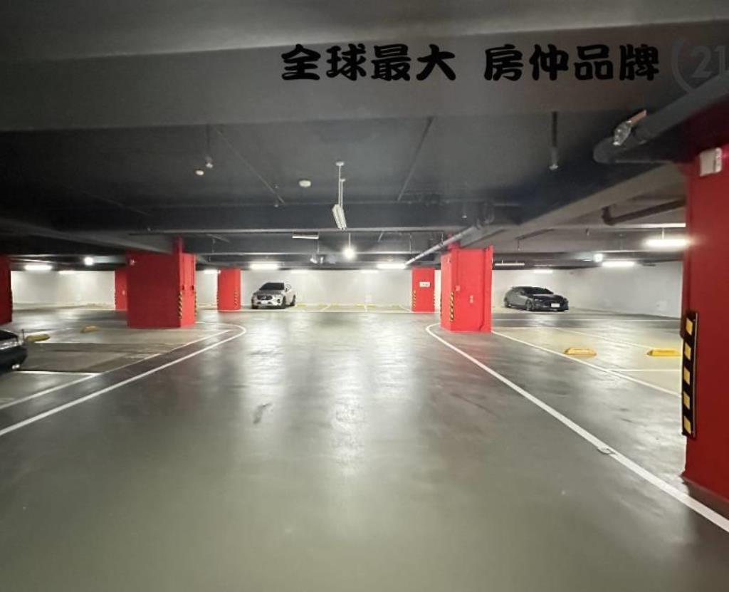 ㊝信義嘉品河景三房車