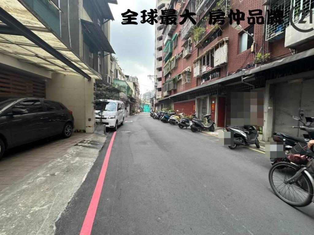 ㊝翠華方正好停車一樓A