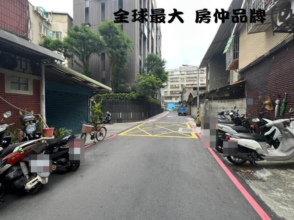 ㊝翠華方正好停車一樓A