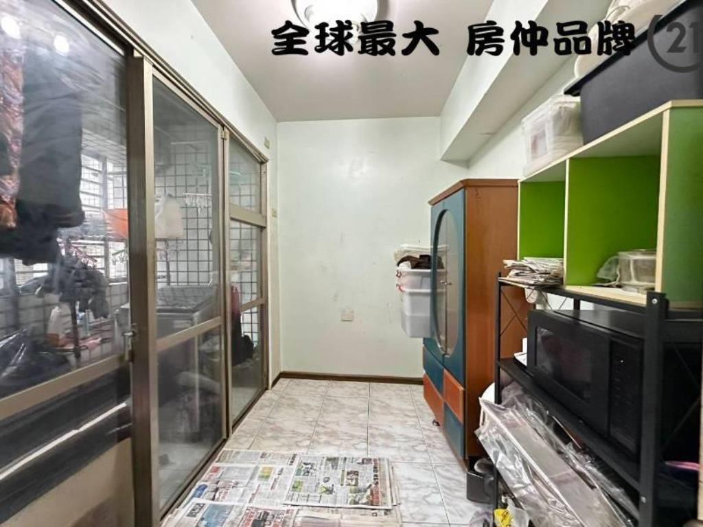 ㊝台灣世家電梯四房