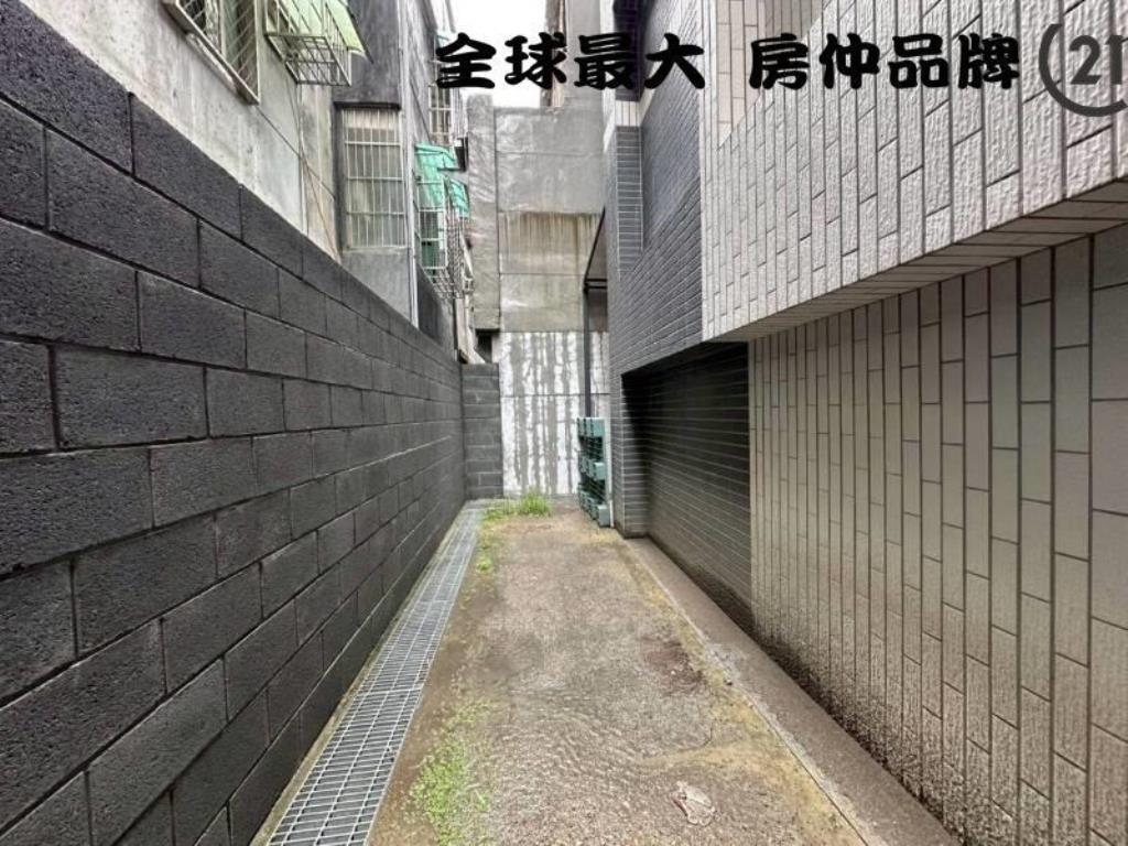 ㊝府中捷運挑高一樓