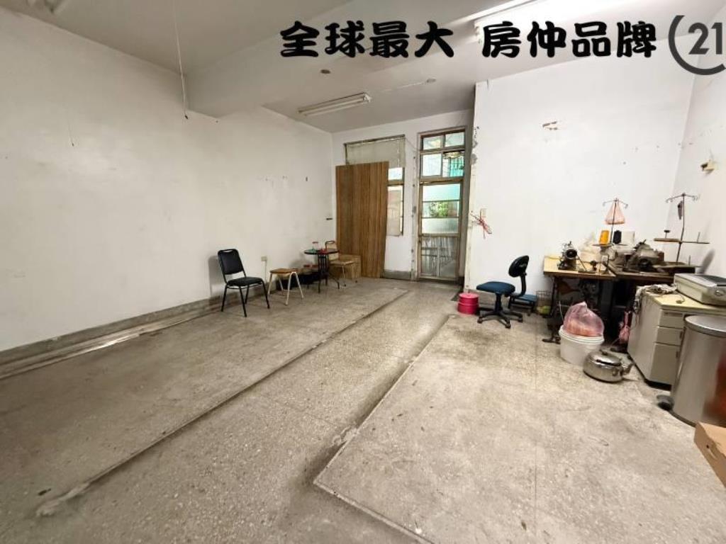 ㊝大面寬方正透天店面