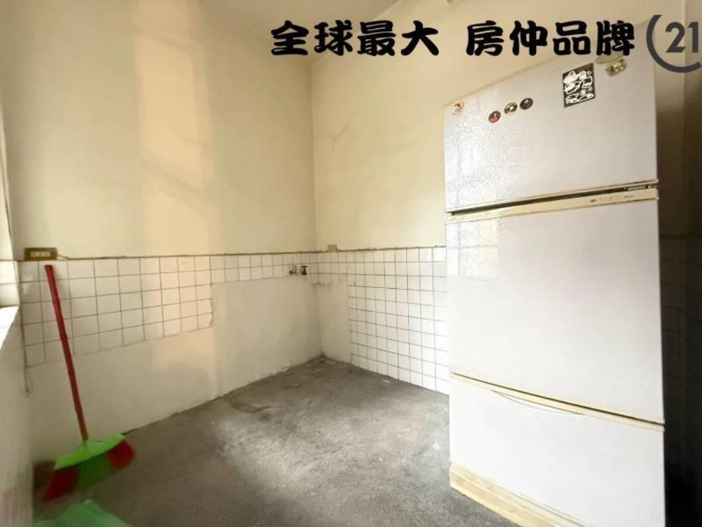 ㊝大面寬方正透天店面