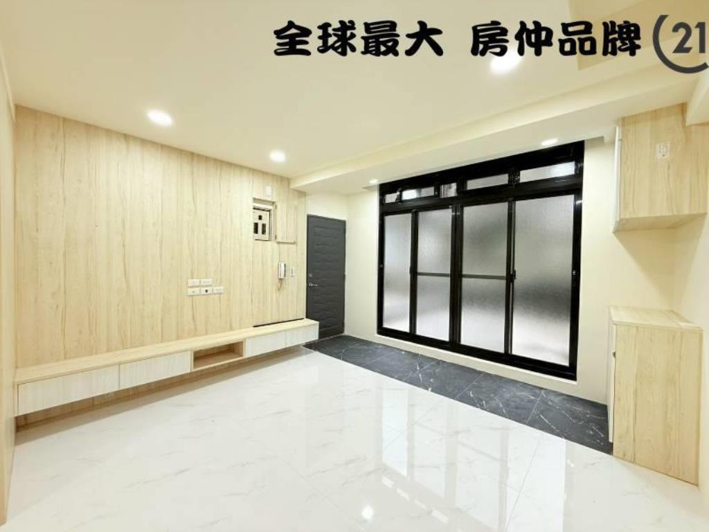 ㊝三重集美商圈露台二樓