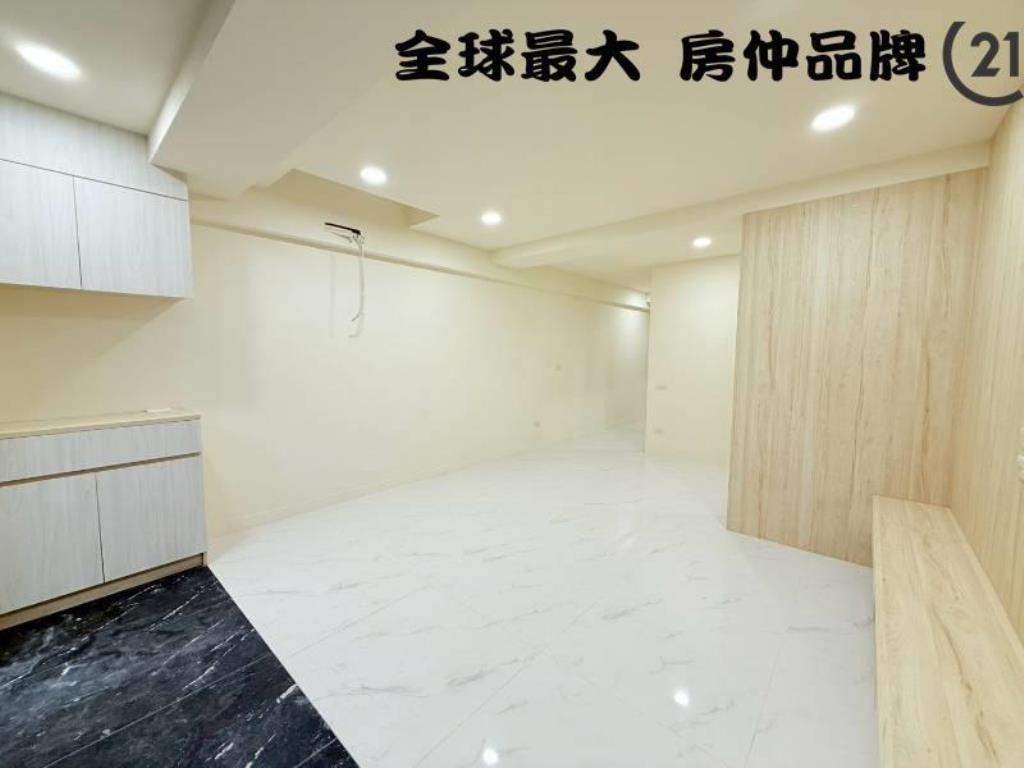 ㊝三重集美商圈露台二樓