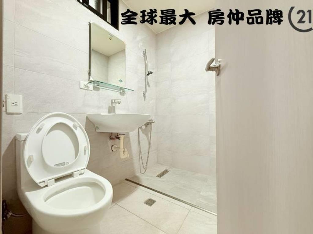 ㊝三重集美商圈露台二樓
