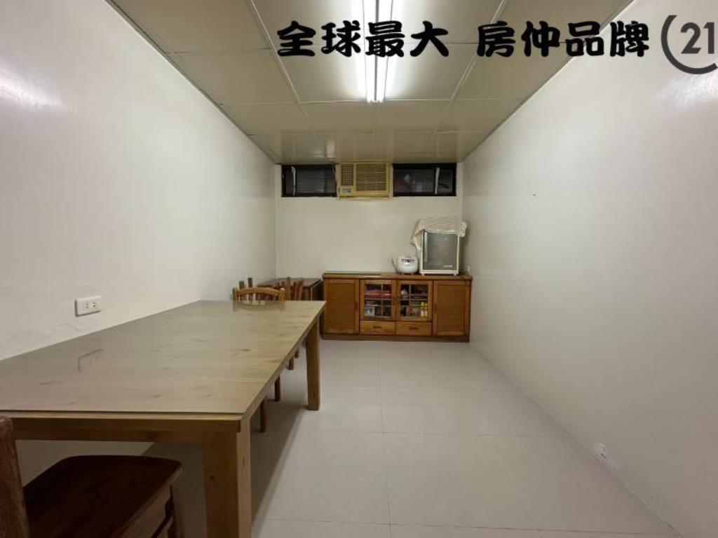 ㊝板新站大一樓