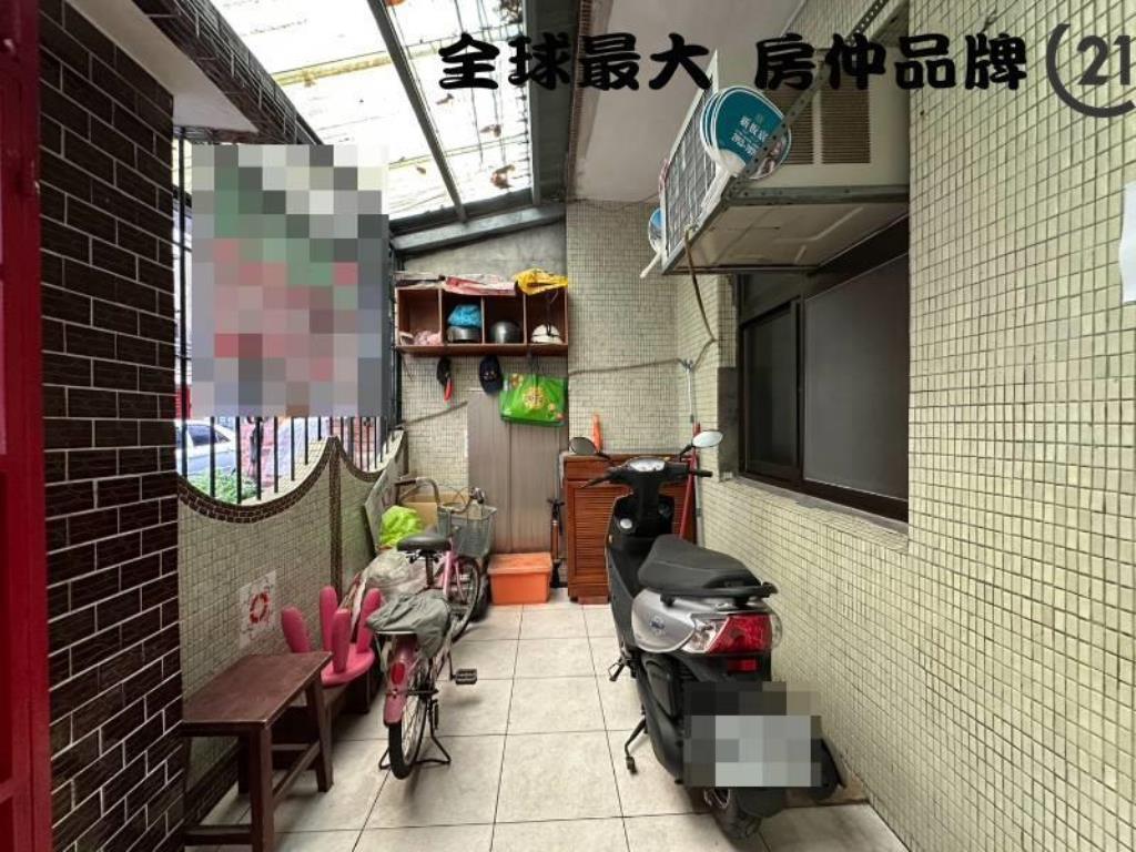 ㊝板新站大一樓