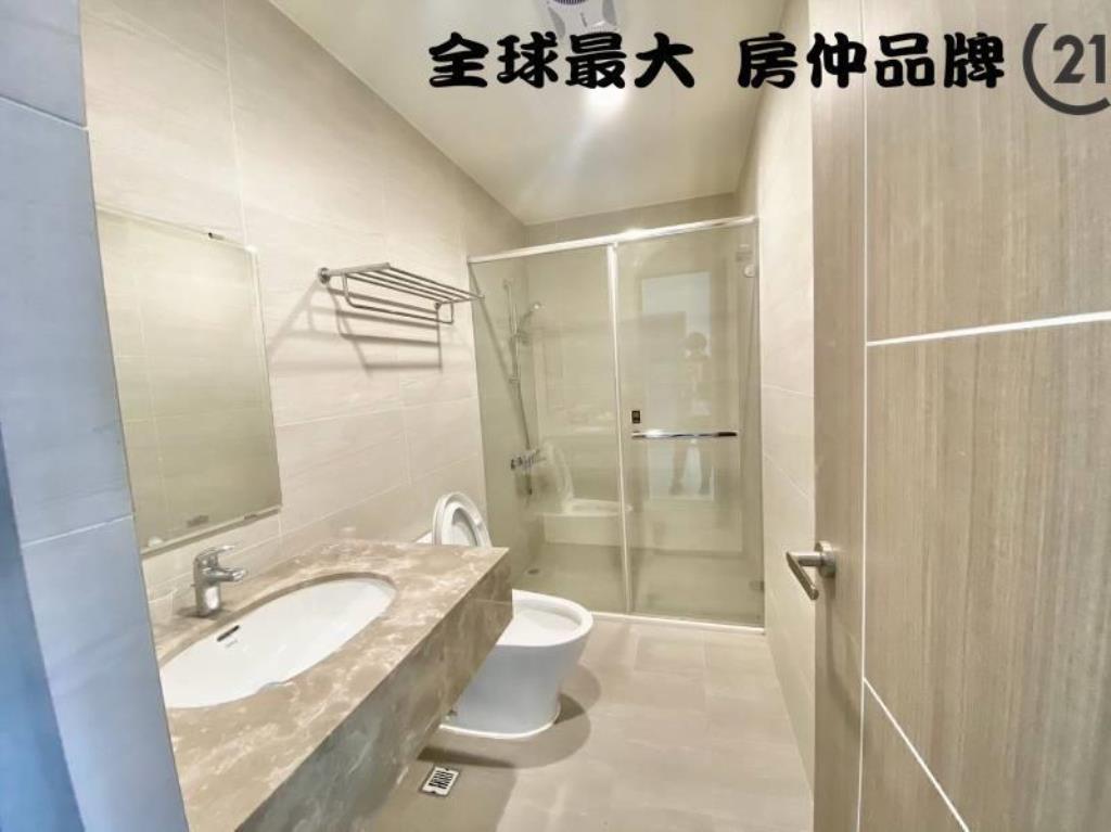 ㊝瑞典月灣河景三房車