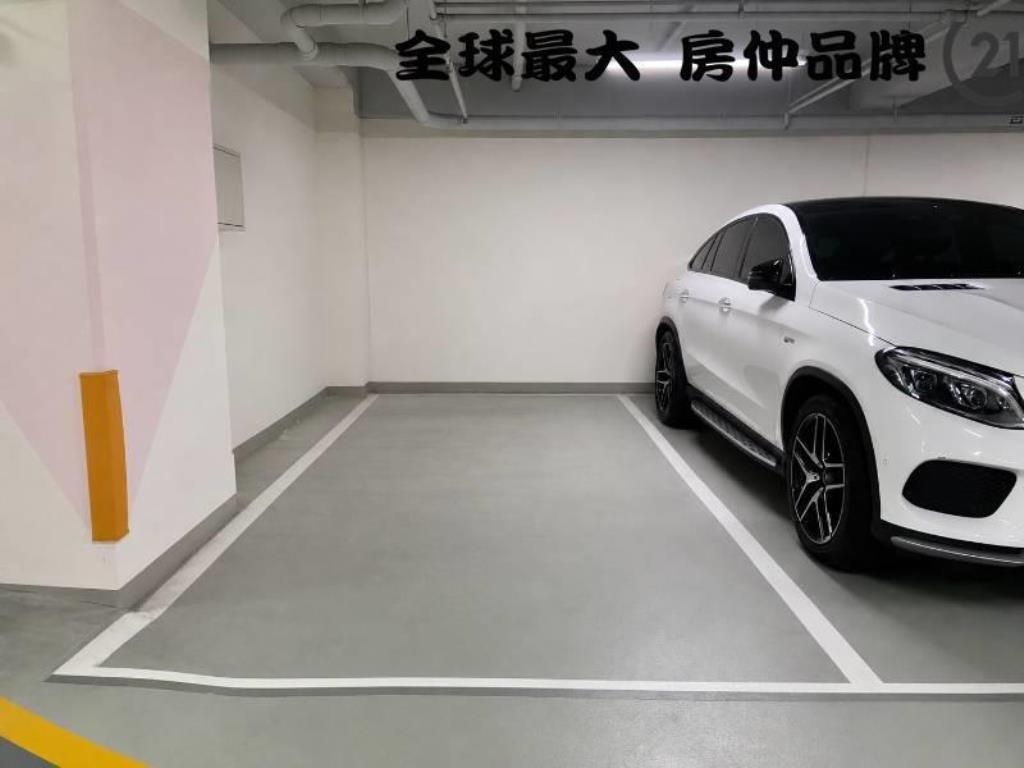 ㊝瑞典月灣河景三房車