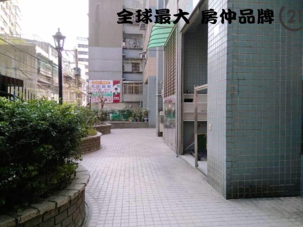 ㊝板橋捷運黃金一樓