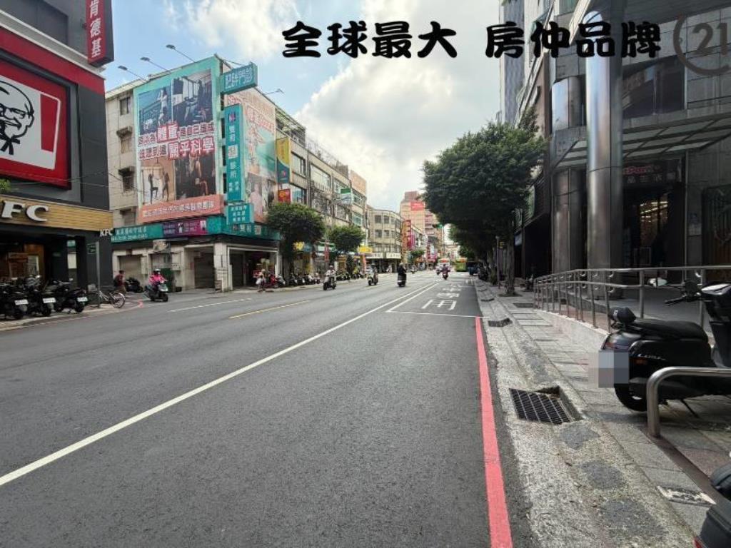 ㊝君臨天下稀有釋出金店面