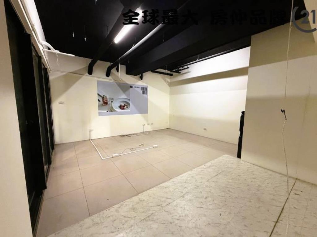 ㊝藝文特區翠峰金店面B