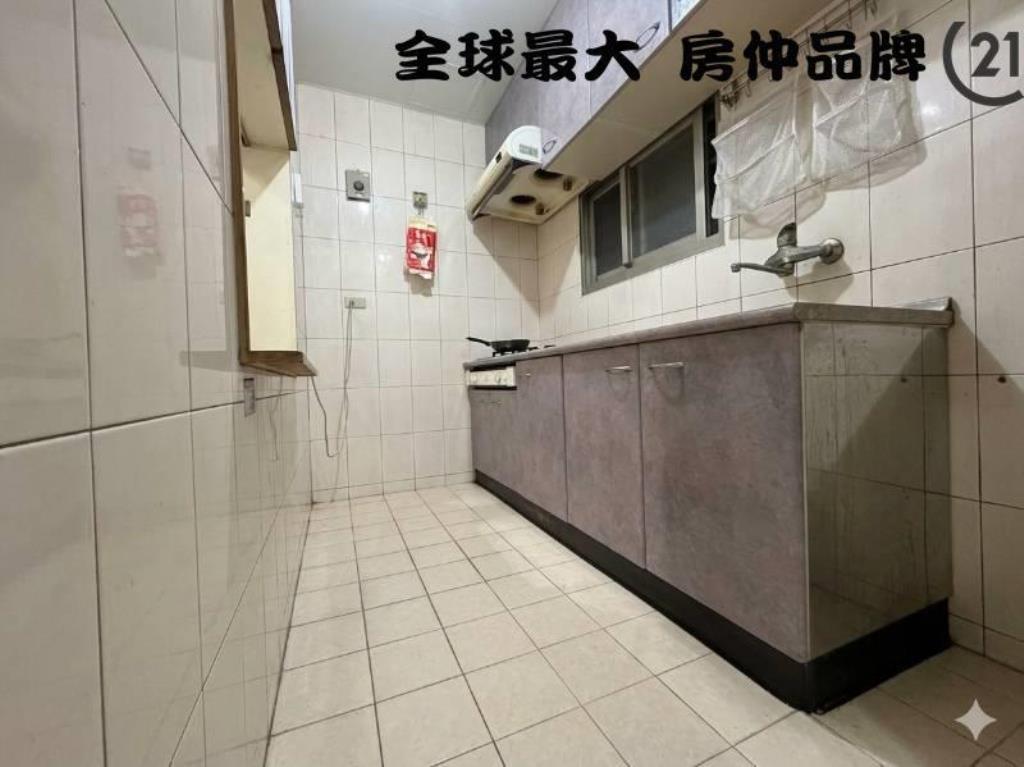 ㊝新埔雙捷運黃金三樓