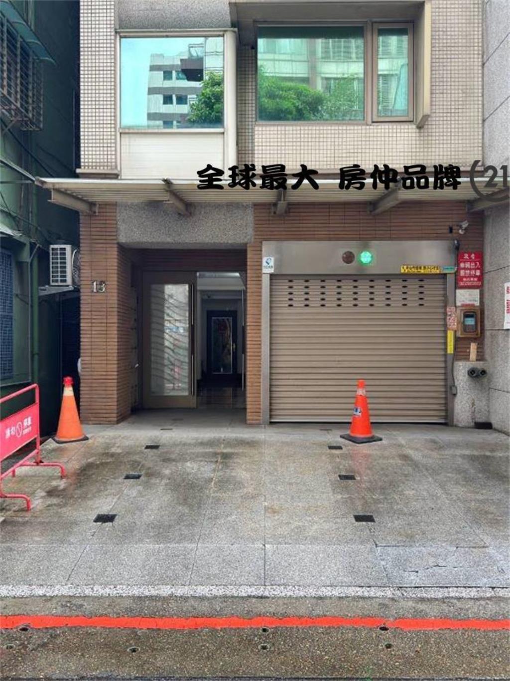 ㊝捷運時尚衣蝶露台戶(P)
