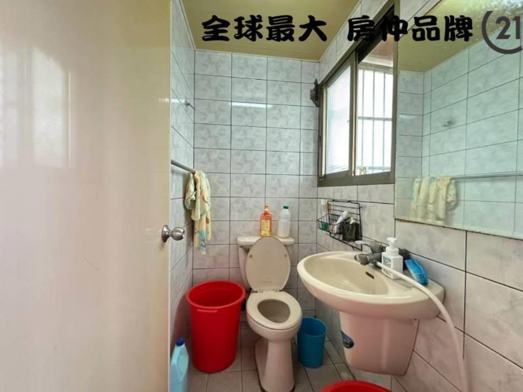 ㊝僑中方正三樓