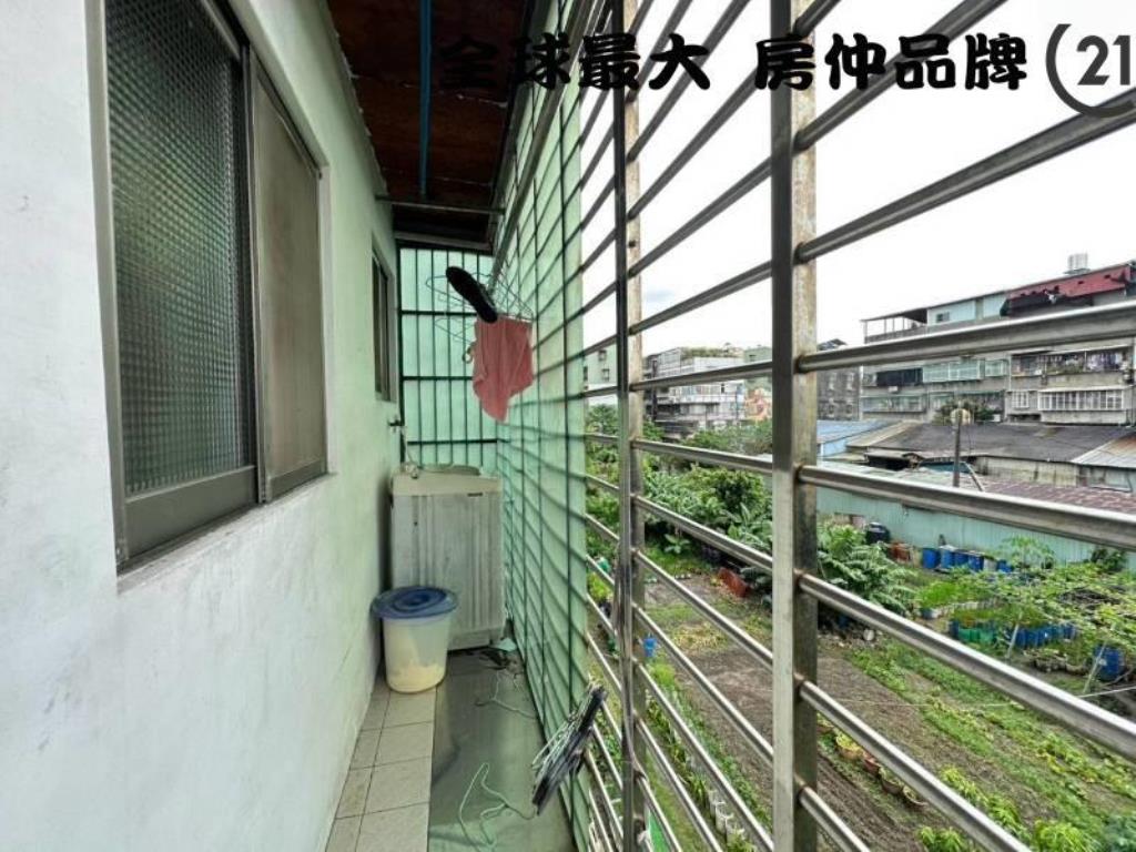 ㊝僑中方正三樓