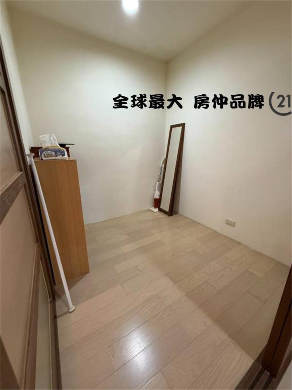 ㊝民有街三樓 