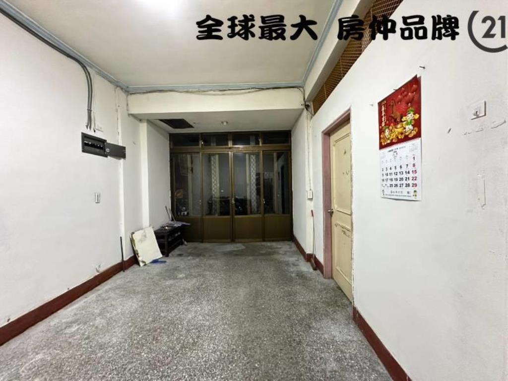 ㊝重慶國中好停車一樓