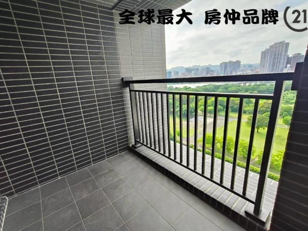 ㊝立信御景A2河景三房車11樓