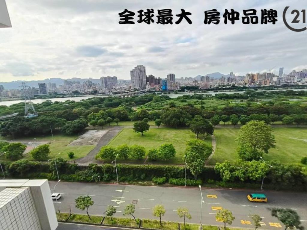 ㊝立信御景河景三房車11樓