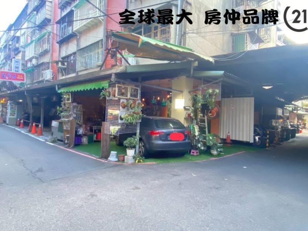 ㊝新埔可停車邊間店面  