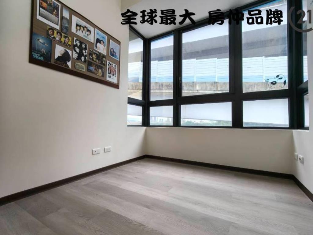 ㊝新濠一閱江翠二房車
