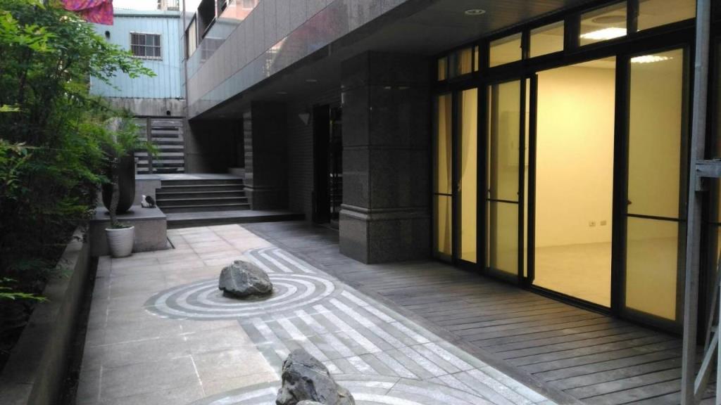 遠雄集美住辦金店面