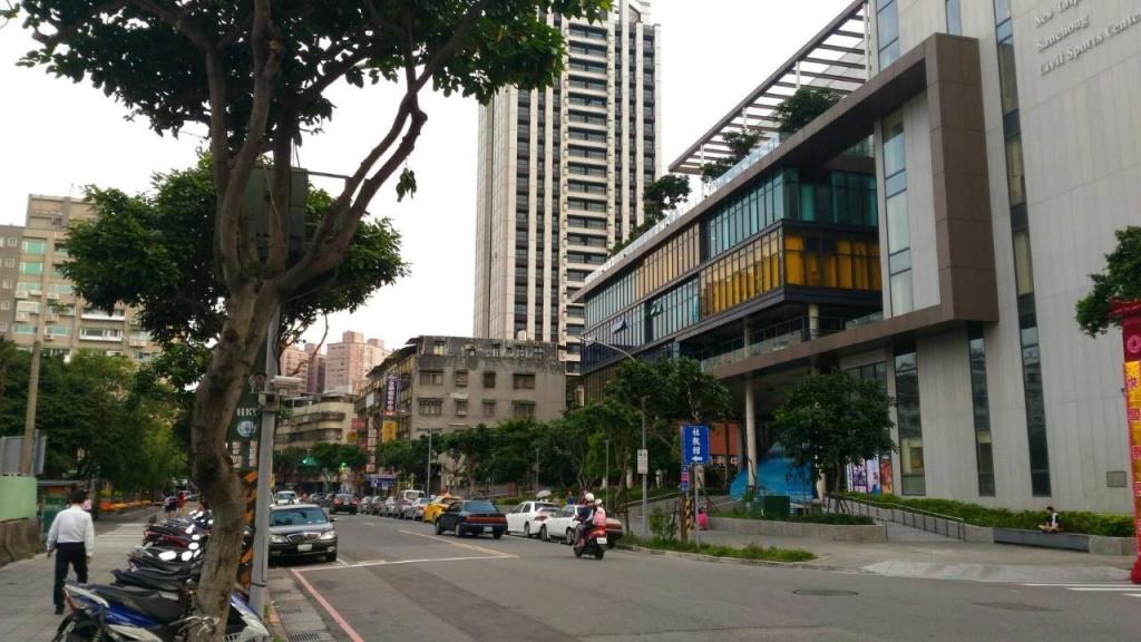 遠雄集美住辦金店面