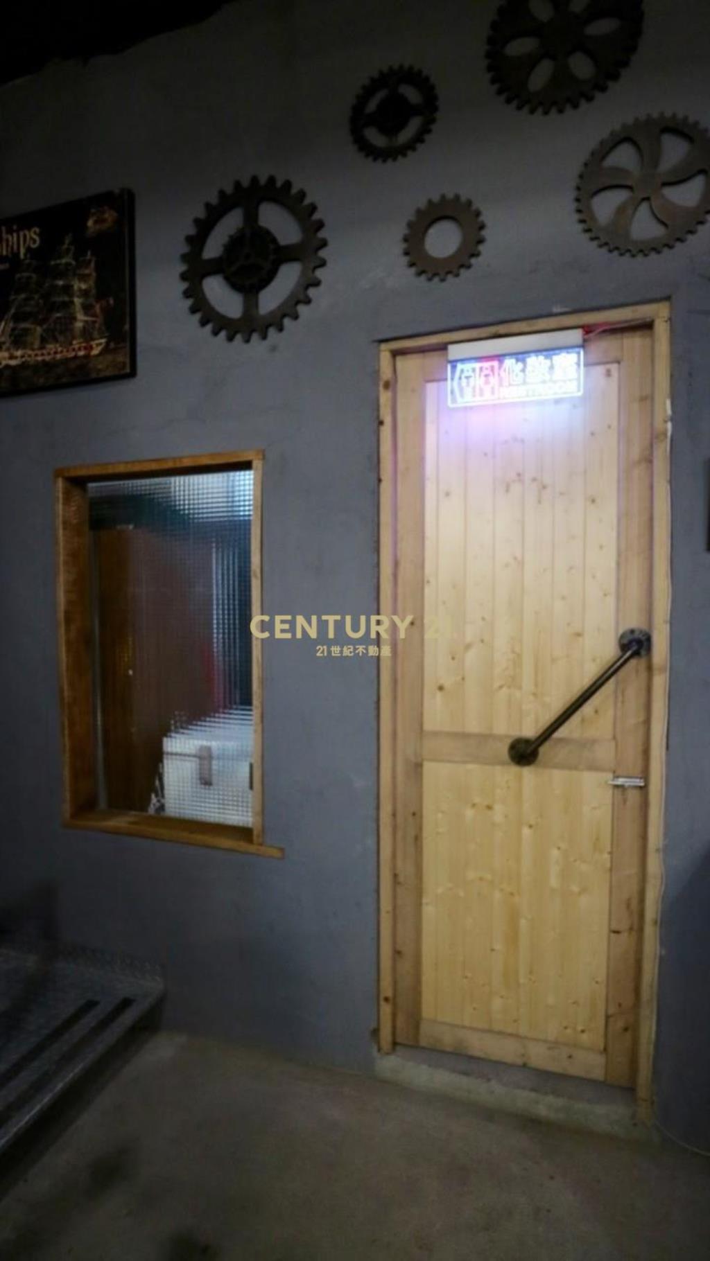 三和夜市旺財透天金店