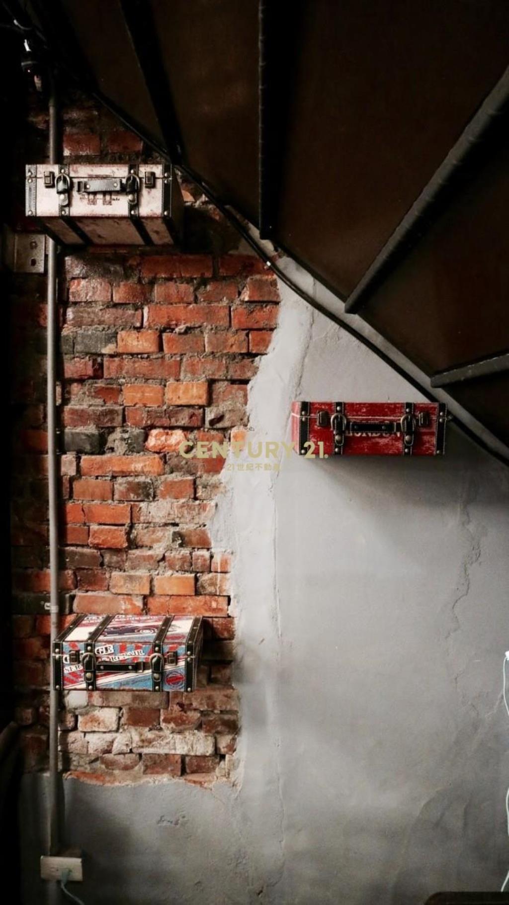 三和夜市旺財透天金店