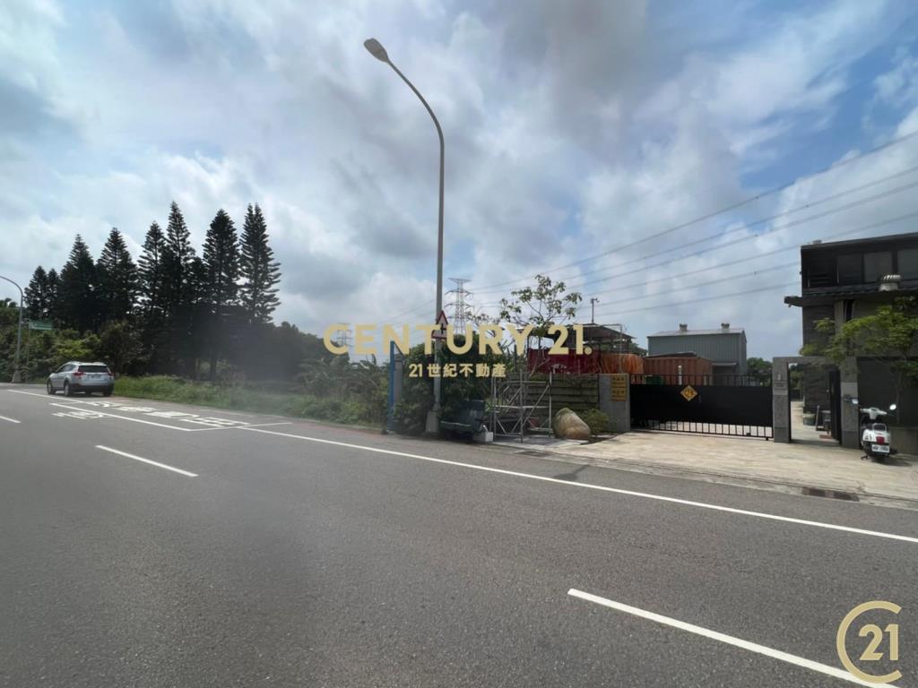新屋中山西路臨路(20米路)農地