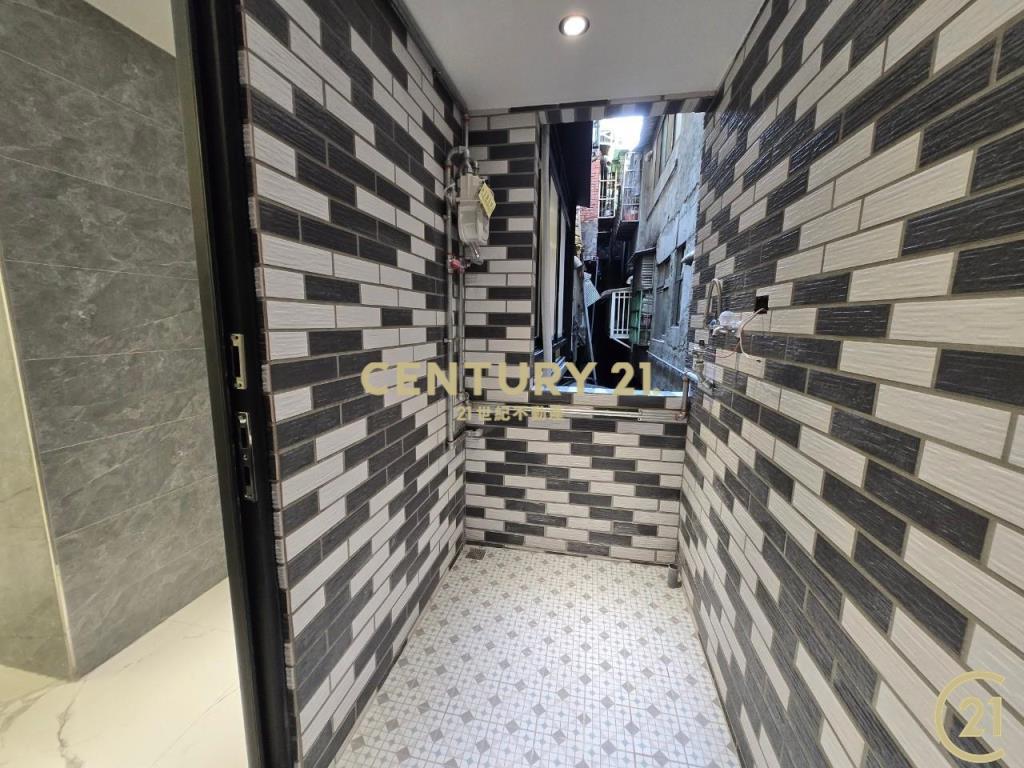 幸福商圈捷運站思源路漂亮3房