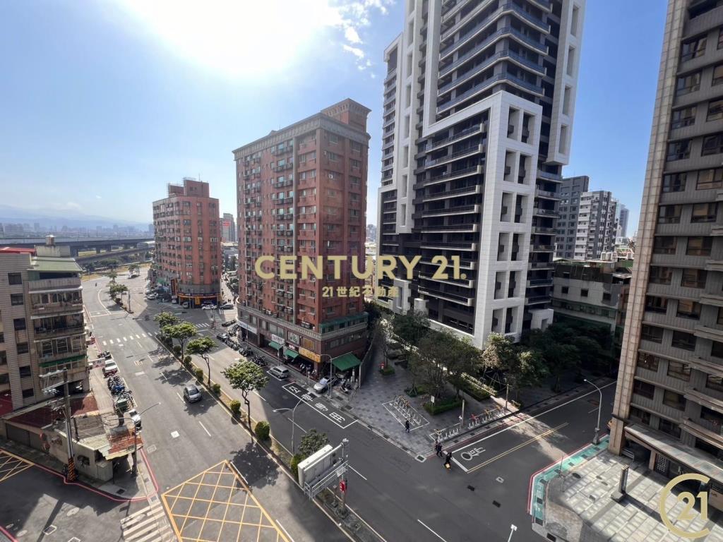 集美泰瑞高樓邊間方正電梯4房