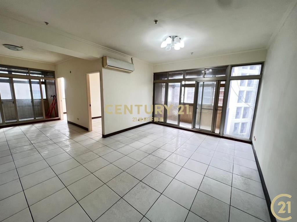 集美泰瑞高樓邊間方正電梯4房