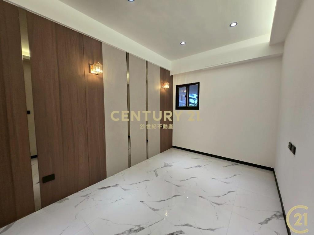 徐匯中學站信義4房雙主臥公寓2樓