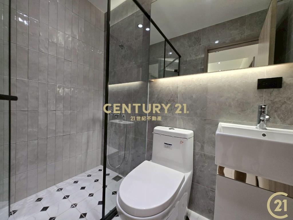 徐匯中學站信義4房雙主臥公寓2樓